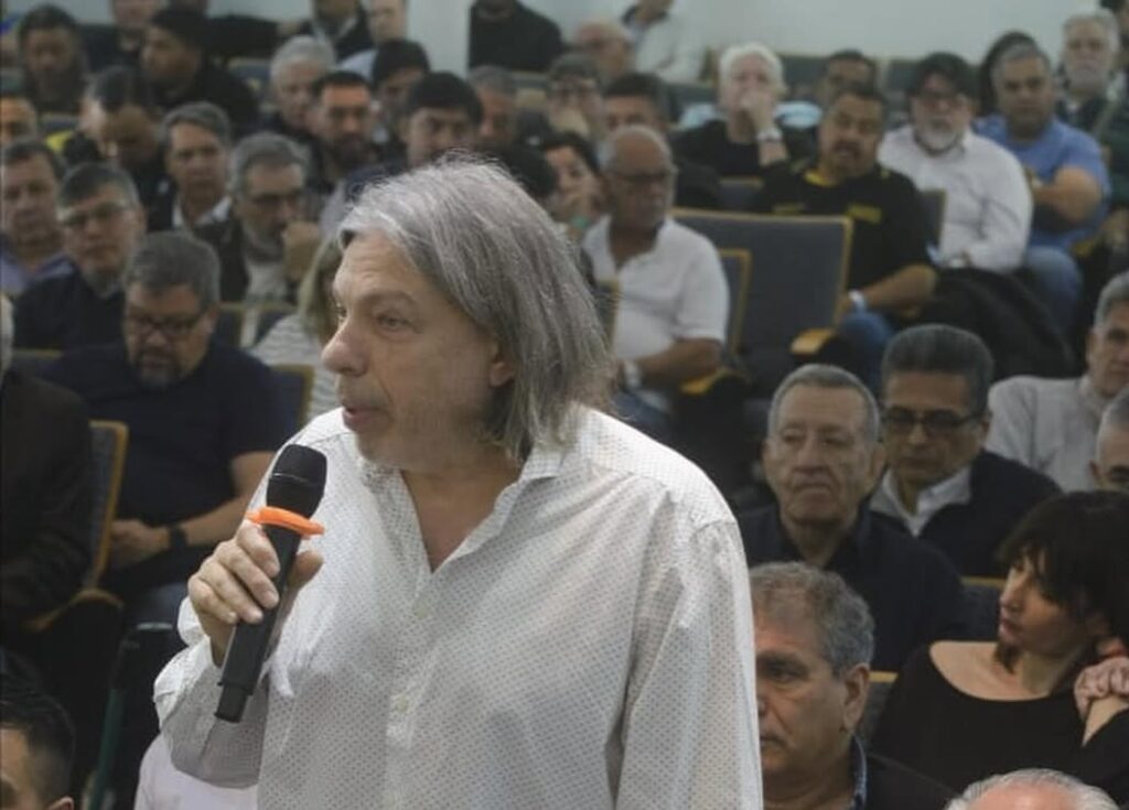 Por el incumplimiento del Gobierno, sigue el paro en las universidades al menos hasta fines de agosto