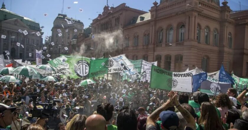 ATE ratificó la movilización contra el endeudamiento de las familias trabajadoras: «Estamos frente a un drama social»