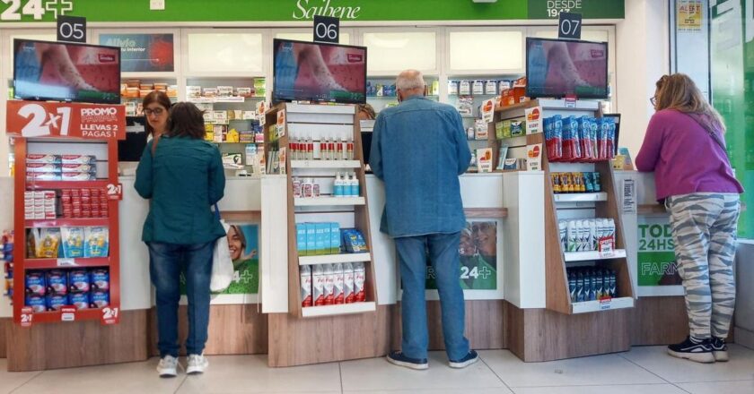 Tras el fracaso con la ley de Tierras, el Gobierno revisará la desregulación de la venta de medicamentos denunciada por el gremio de farmacéuticos
