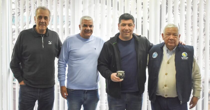 La CGT y los trabajadores papeleros acordaron una agenda común para «defender la industria» frente al ajuste del Gobierno