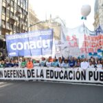 A las apuradas, el Gobierno convocó a paritarias a los gremios universitarios pero no logró frenar el paro del 12 de agosto
