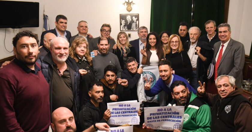 La CTA llevó al Senado su denuncia por el desguace del sistema nuclear: desfinanciamiento, paralización de proyectos, reducción de inversiones y pérdida de recursos humanos