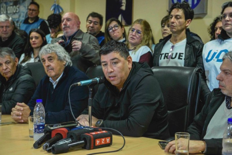 En reclamo por la apertura de paritarias los gremios de docentes de la CGT convocaron a un Plan Nacional de Lucha