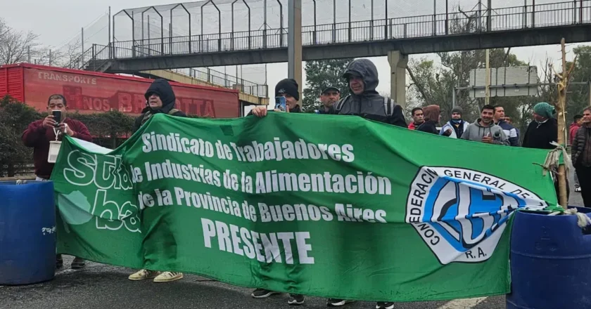 Continúa el conflicto en Cresta Roja: suspensión de personal extendida hasta septiembre y movilización al Juzgado 18