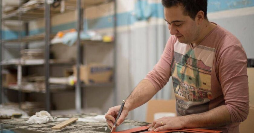 El costo de ser «tu propio jefe»: Perder un empleo formal y pasar al cuentapropismo implica ganar casi un 30% menos