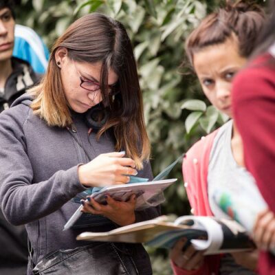 Crisis laboral: solo el 14,2% de los jóvenes de entre 18 y 25 años tiene un empleo formal