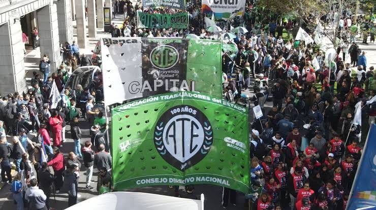 ATE ratificó la movilización contra el endeudamiento de las familias trabajadoras: "Estamos frente a un drama social"