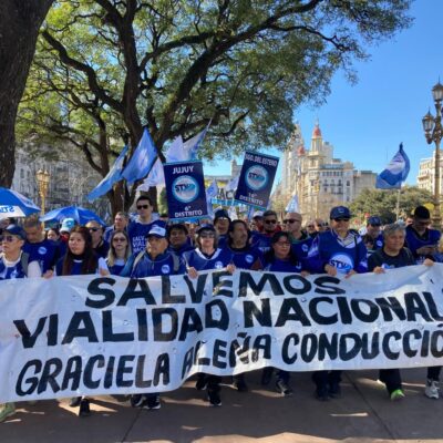 El Gobierno admitió que retiene fondos del impuesto al combustible y los trabajadores viales estallaron: «El déficit cero se paga con el abandono de las rutas y vidas»