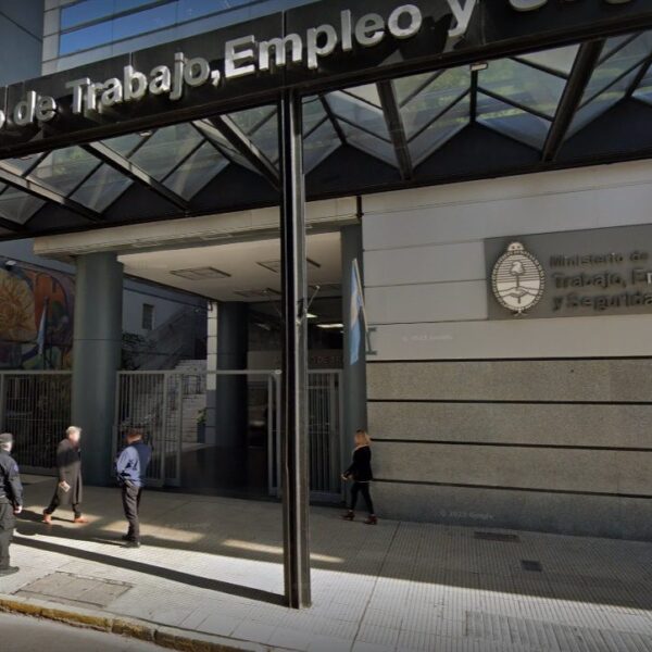 Las CTA también le exigen al Gobierno que la reunión del Consejo del Salario se realice de manera presencial