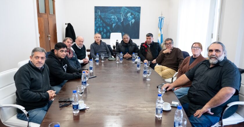 Las CTA y la UTEP confirmaron que también marcharán a Economía contra el endeudamiento familiar