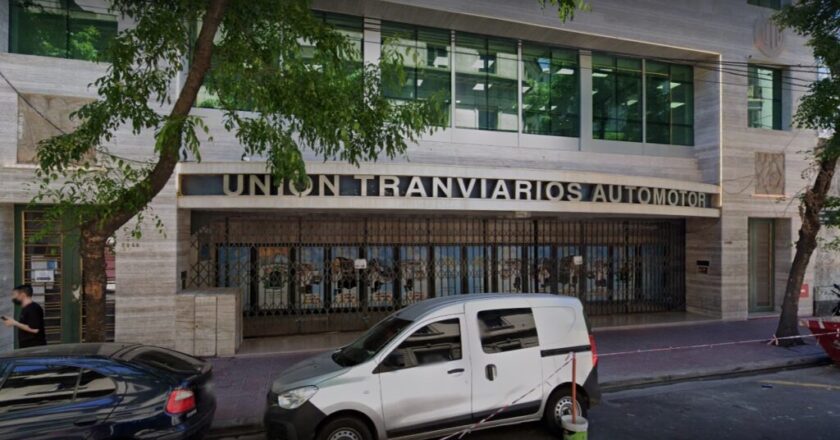 Patiño presentó la Lista Marrón y busca cortar con la hegemonía de 18 años de Roberto Fernández al frente de la UTA