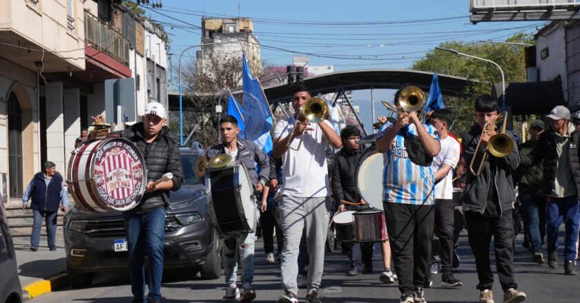 Una muestra del paisaje salarial en la era Milei: sin paritarias desde hace nueve meses, los trabajadores de garage de Tucumán cobran $ 800.000 mensuales