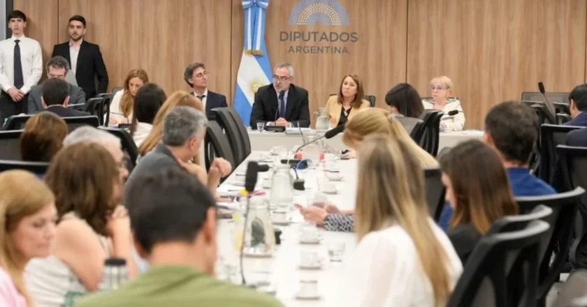 El gremio de Farmacéuticos apuntó contra el «oportunismo» de proyectos en el Congreso para cambiar la trazabilidad de medicamentos tras las muertes por el fentanilo