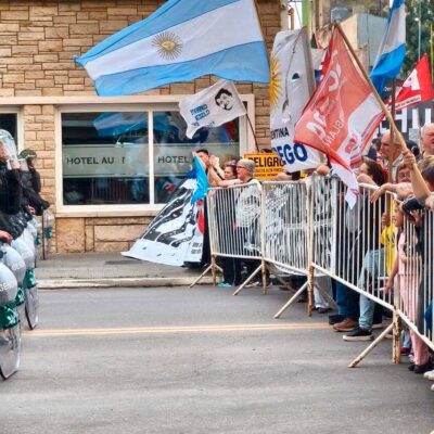 El gremio docente Suteba de Bahía Blanca declaró jornada de protesta y suspendió las clases durante la visita de Milei