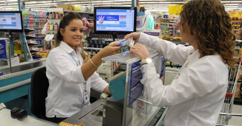 La Federación y las cámaras empresarias acordaron trasladar el Día del Empleado de Comercio 2026 al lunes 28 de septiembre