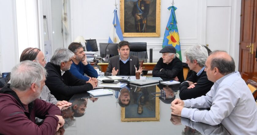 Axel Kicillof apoyó el Plan Nacional de Telecomunicaciones de FOETRA que propone reactivar el proyecto nuclear CAREM