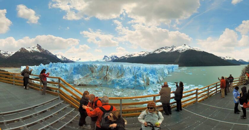 Nuevos telegramas de despido con media indemnización para trabajadores del Parque Nacional Los Glaciares: es la segunda vez en cinco meses