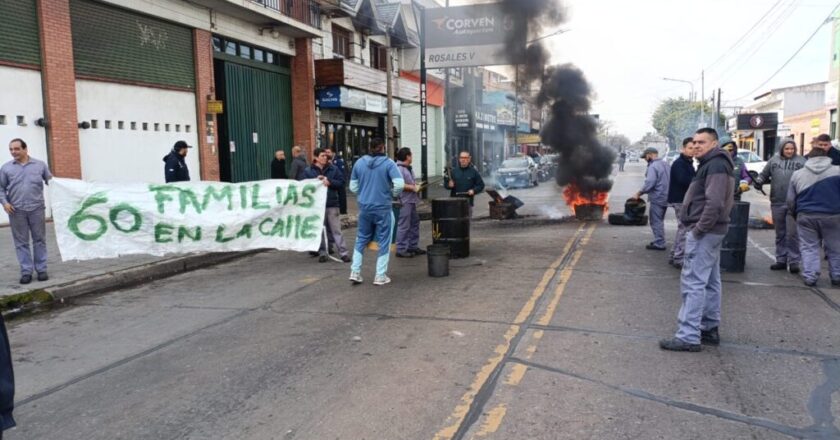 Crisis en la metalúrgica Vaspia de Lanús: 60 trabajadores llevan dos meses sin cobrar y denuncian el abandono de los dueños