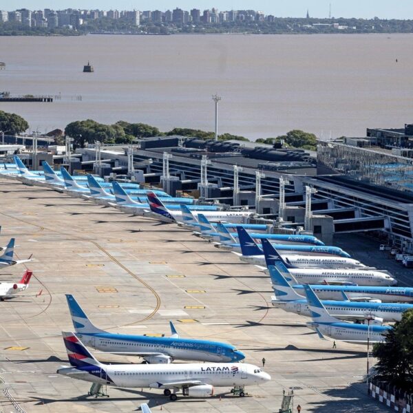 ATE lanza un ultimátum al Gobierno: si el lunes no hay convocatoria a negociar, retoman protestas en 27 aeropuertos