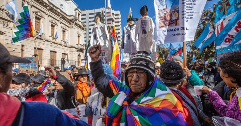 El FreSU repudió la persecución judicial a dirigentes de las protestas contra la reforma constitucional de 2023 y exigió el sobreseimiento de los 19 imputados