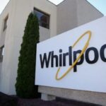 Modelo Milei: Whirlpool ya no fabrica en Argentina, todos sus productos son importados y vende su planta de Pilar