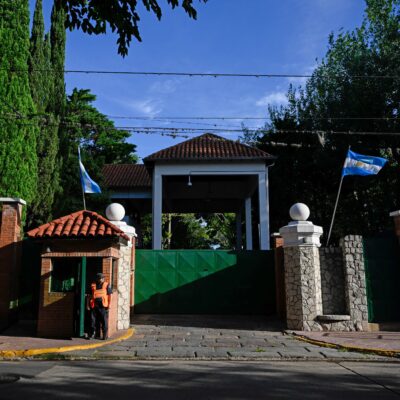 ATE acordó con el Gobierno la reincorporación de los empleados despedidos de Olivos, pero serán reubicados fuera de la Quinta