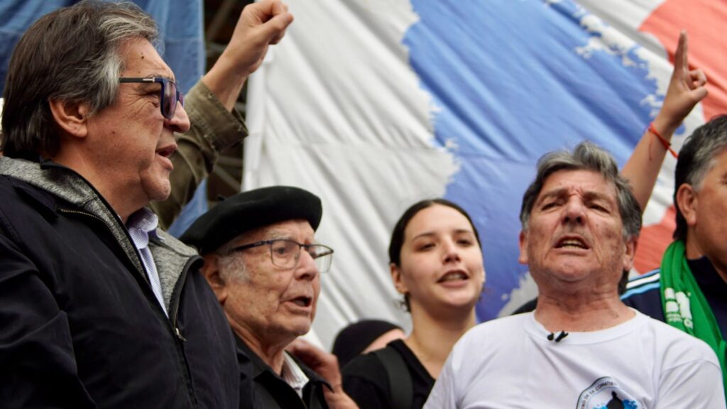 Las CTA movilizaron a Tribunales, calificaron de "infame traición a la patria" el fallo de la Corte Suprema y exigieron la derogación del DNU 70/23