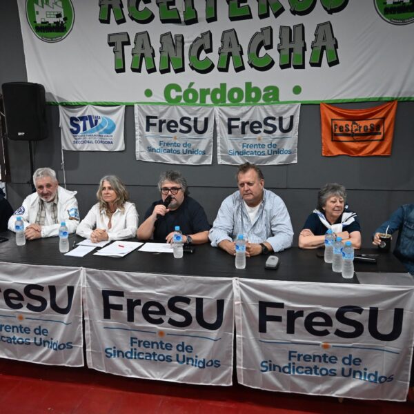 El FreSU se reunió en Tancacha y confirmó: «Vamos a seguir fortaleciendo la unidad para construir una huelga por tiempo indefinido»