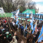 Tras la marcha universitaria, Docentes y Nodocentes redoblan el reclamo para que el Gobierno cumpla la ley de Financiamiento