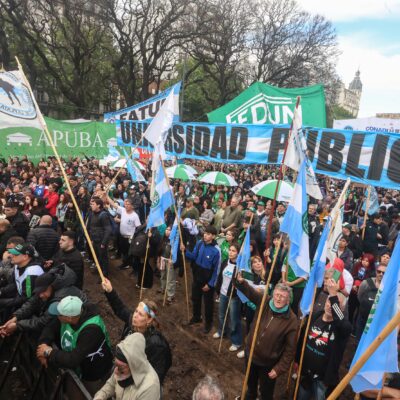 Tras la marcha universitaria, Docentes y Nodocentes redoblan el reclamo para que el Gobierno cumpla la ley de Financiamiento