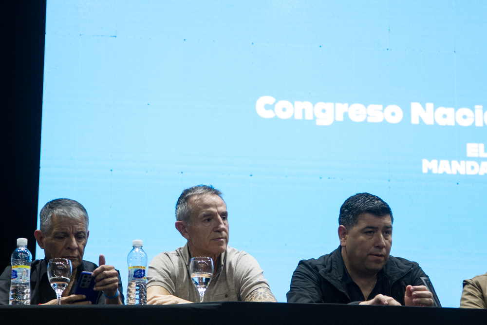 Argüello catalogó a Milei de "servil a sus mandantes, los poderes económicos" y le pidió al peronismo "escuchar a la sociedad"