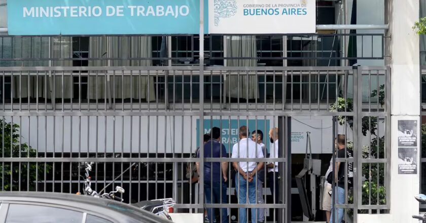 El Ministerio de Trabajo Bonaerense le solicitó información a los 135 municipios para poner en funcionamiento el Consejo de Empleo Municipal