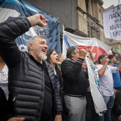 Aguiar celebró el fallo que suspende la derogación de la Ley de Tierras y convocó a «explotar» Plaza de Congreso el 15 de octubre