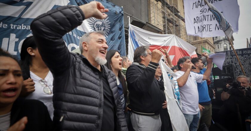 Aguiar celebró el fallo que suspende la derogación de la Ley de Tierras y convocó a «explotar» Plaza de Congreso el 15 de octubre