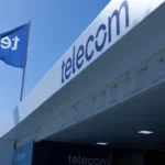 Con fuertes incentivos en medio de la incertidumbre por el proceso de fusión, avanzan los retiros voluntarios en Telecom y Telefónica