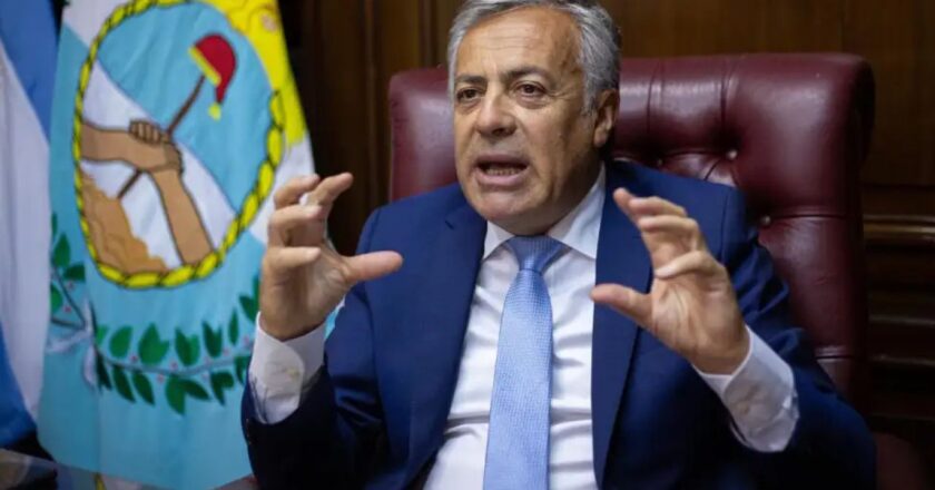 Mendoza: 14 decretos de cesantías, exoneraciones y suspensiones en el Ministerio de Seguridad