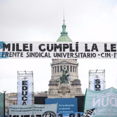 La Justicia no escuchó a la calle y en medio de la Marcha Federal Universitaria suspendió las multas al Gobierno por el incumplimiento de la Ley de Financiamiento