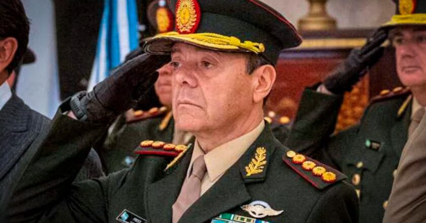 Presti dispuso extender el ajuste a la obra social de las Fuerzas Armadas: despidos masivos, cierre de farmacias y prestaciones en caída libre