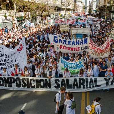 Residentes y concurrentes de CABA vuelven a parar y marchan al Ministerio de Salud por salarios que no cubren la canasta básica