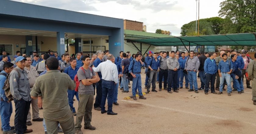 Garantizan la continuidad de Refinor y hay alivio entre los petroleros
