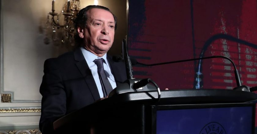 Según Sica, la economía mejora y 5 millones de trabajadores mejoraron su salario