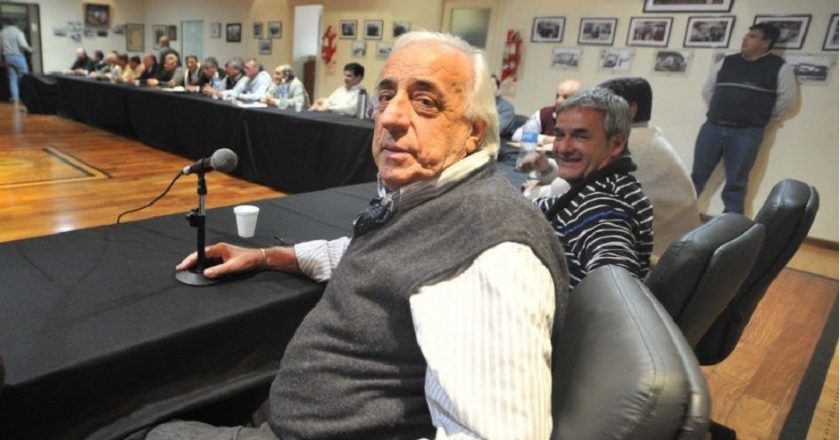 Roberto Fernández confirmó que el 12 pararán el transporte en todas las provincias que no cumplan la paritaria