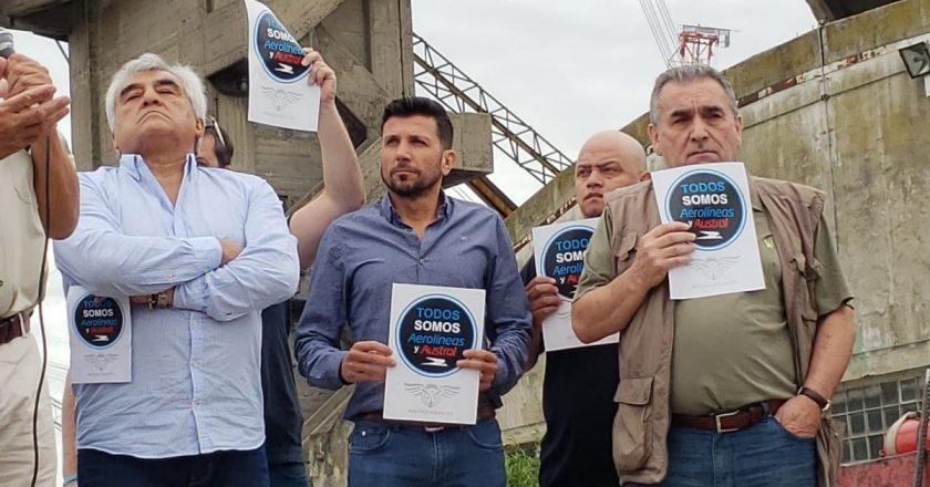 Los gremios del transporte salieron a bancar a los aeronáuticos en medio de su pelea con el Gobierno