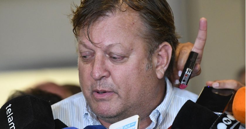 «Para regalar los cielos y entregar Aerolíneas Argentinas nos van a tener que matar»