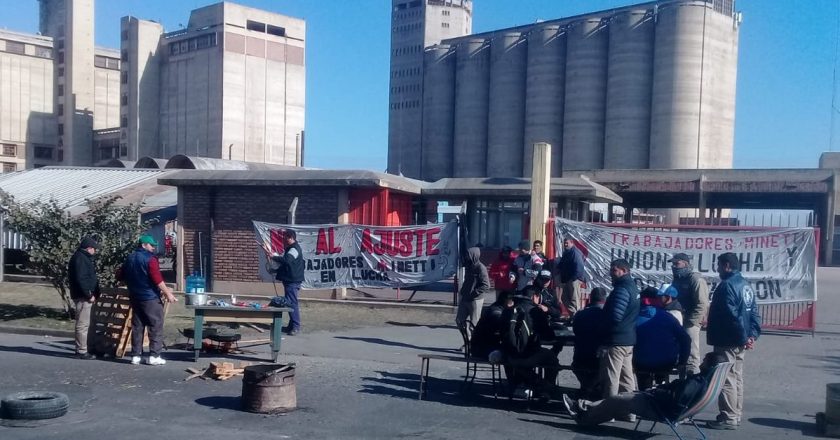 Por deudas salariales, ocupan la planta cordobesa de molino Minetti