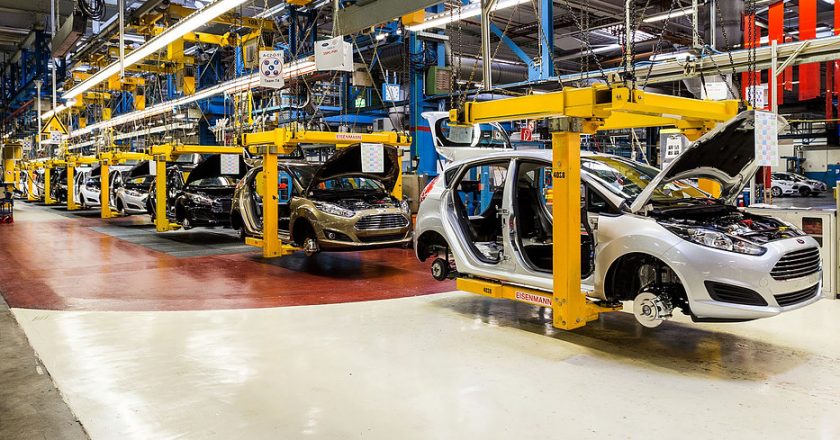 La industria automotriz sigue paralizada y hay temor por lo que pueda ocurrir después de los comicios