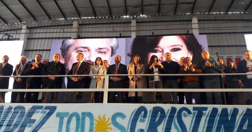 La CGT fue a Tucumán y le pidió a Macri que devuelva la obra social de los azucareros