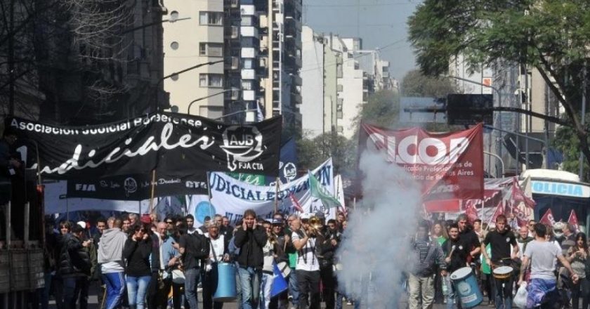 Sin respuestas de Vidal, los judiciales vuelven a paralilzar los juzgados por paritarias