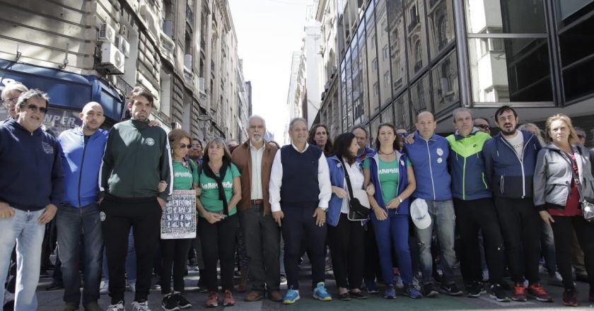 «Los de la economía popular son tan trabajadores como los del sector formal y deben estar en la CGT»