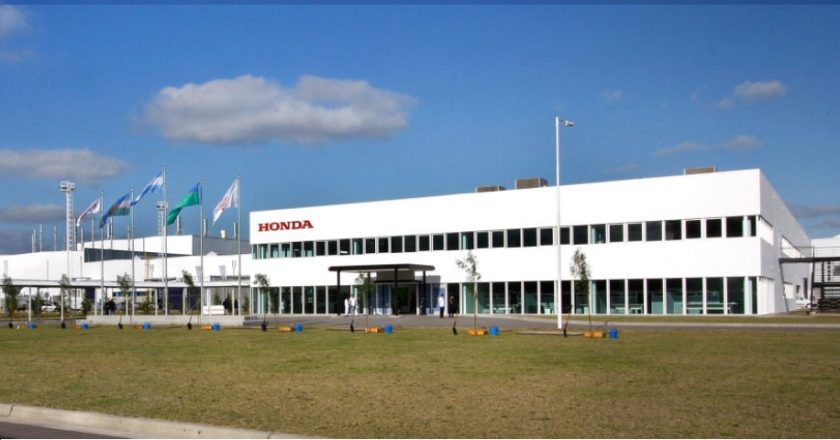 Honda confirmó que deja de producir autos en el país y peligran más de 700 empleos